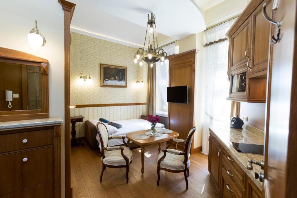 Luxury Apartment Czapskich Street Krasków Εξωτερικό φωτογραφία